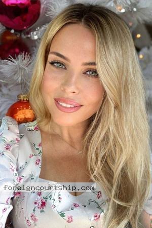 Five Engagements Day Russian Bride 113